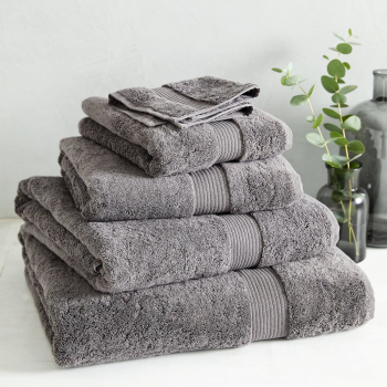 The White Company Pearl Grey Hydrocotton Super Jumbo Towel